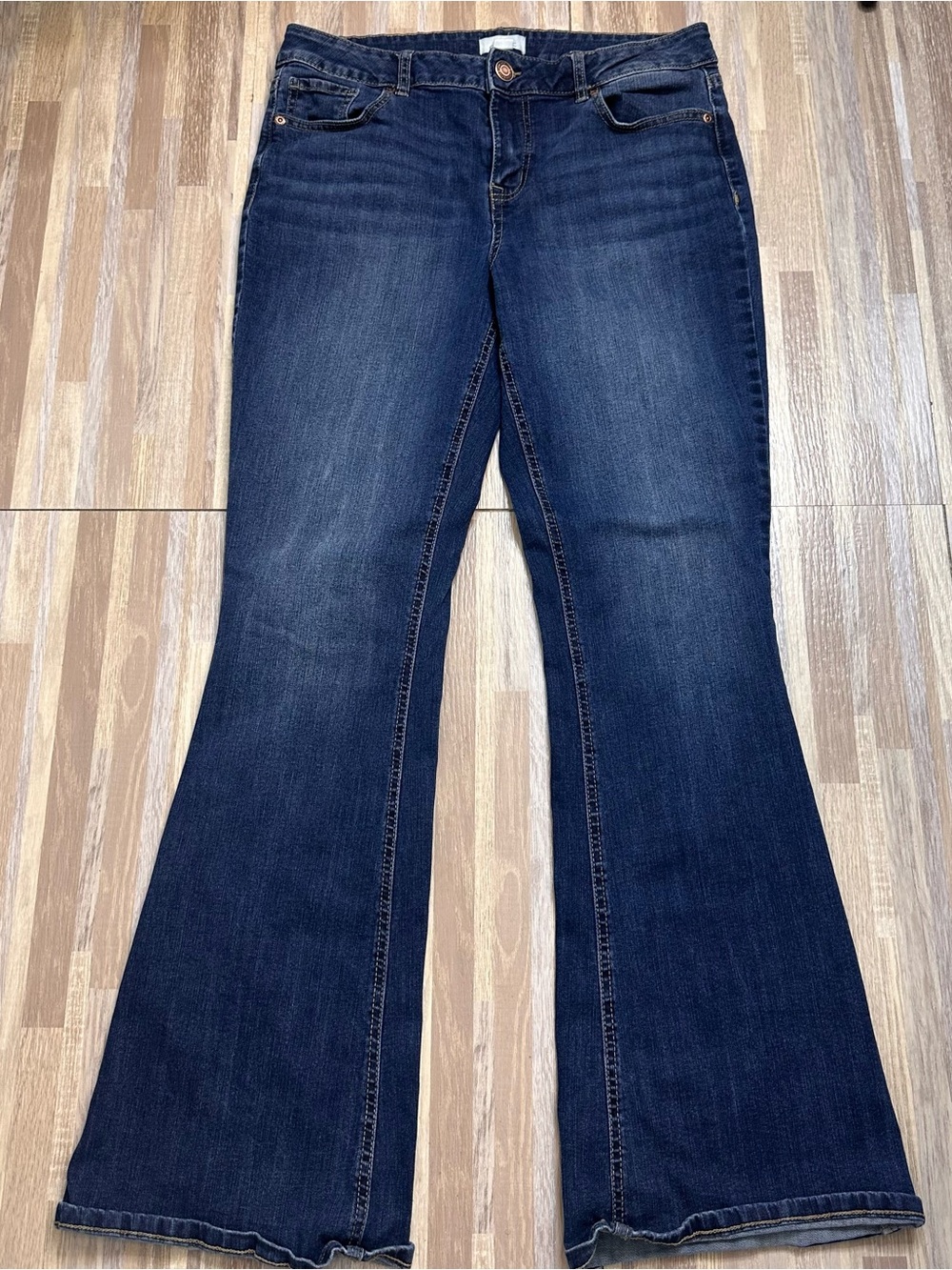 Maurices Dark Blue Flare Jeans Women’s Size 12 Long